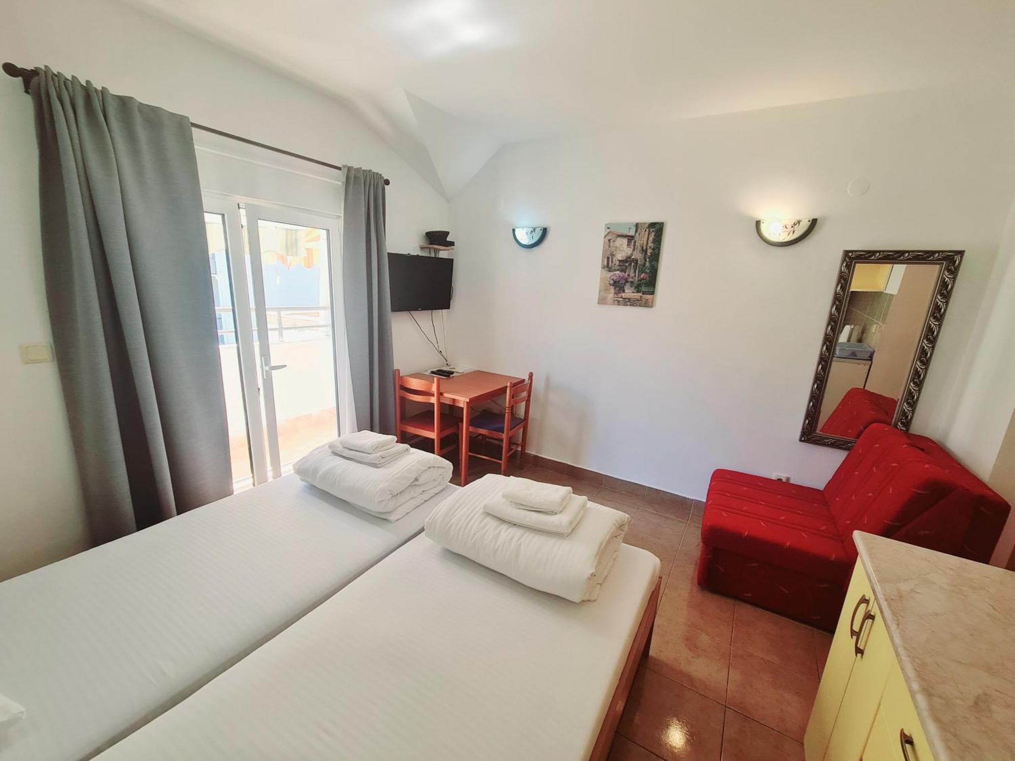 Apartments Pier Budva Room photo